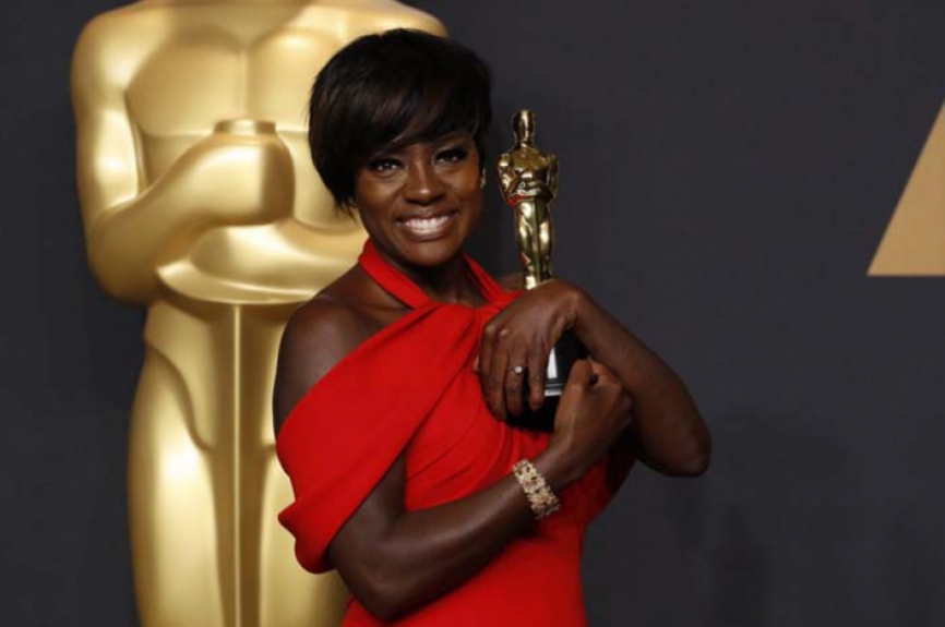 Viola Davis, vencedora no Oscar de melhor atriz coadjuvante, também foi citada pela sua luta social