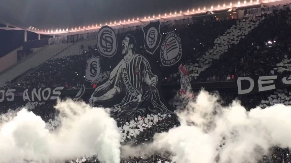 105 anos de glórias - 02/09/2015 - Corinthians 2 x 0 Fluminense