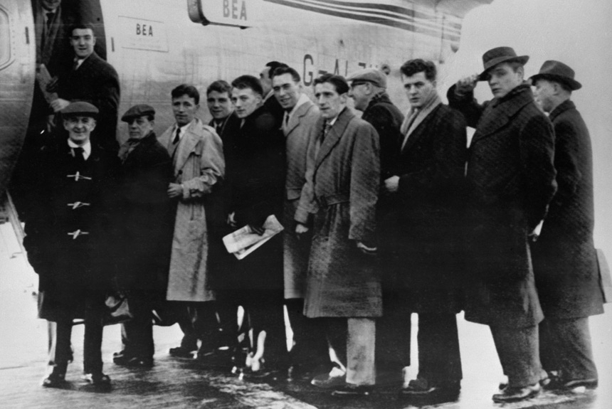 Uma das vítimas da tragédia aérea de 1958 que matou sete atletas do Manchester, Roger Byrne é tratado até hoje como o maior capitão da história de Old Trafford