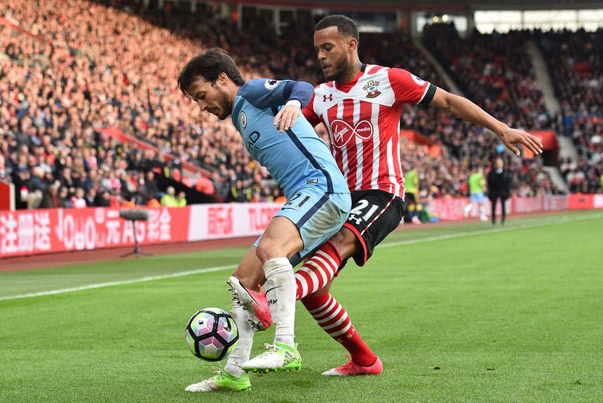 O espanhol David Silva tem status de um dos grandes ídolos do Manchester City por ter aceitado ir defender o clube logo depois de ter ganho a Copa do Mundo de 2010 pela Espanha