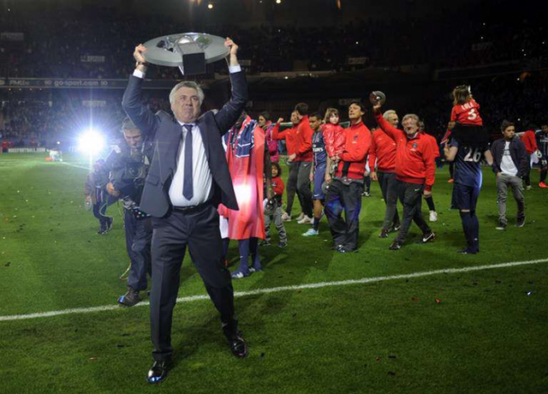 Ancelotti campeão pelo PSG
