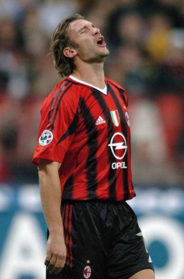 7º) Também com 48 gols aparece o ucraniano Andriy Shevchenko, que defendeu Milan, Chelsea e DÃnamo de Kiev