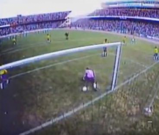 Taffarel - Brasil 0x2 Bolívia - Eliminatórias da Copa - 1993 (Foto: Reprodução)