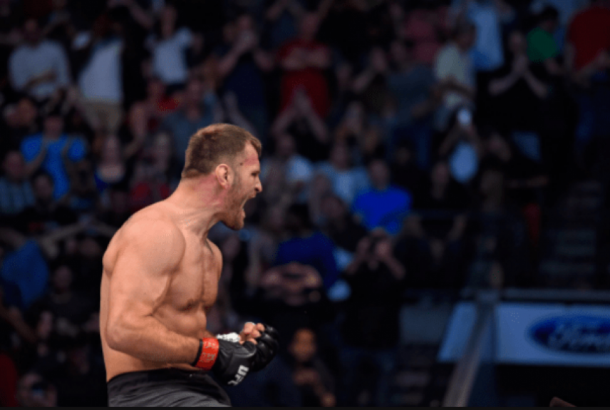 Stipe Miocic venceu Junior Cigano no UFC 211