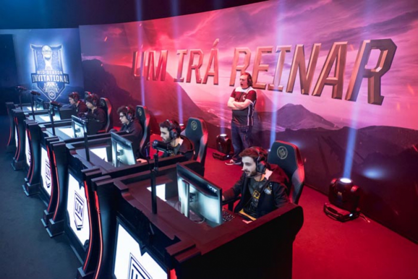 Virtus.Pro x Lyon Gaming (29//04)