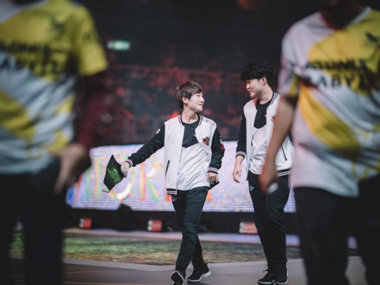 SK Telecom T1 x Gigabyte Marines (10/05)