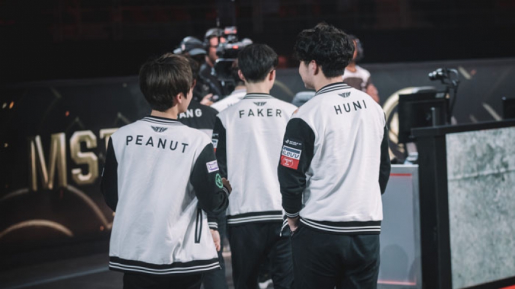 SK Telecom T1 x TSM (11/05)