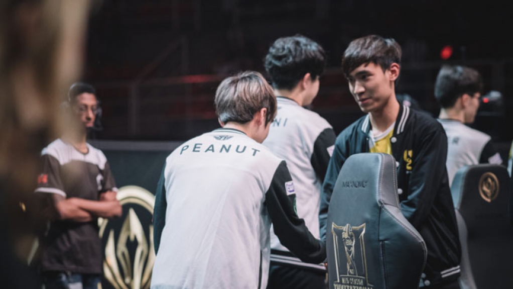 Gigabyte Marines x SK Telecom T1 (12/05)