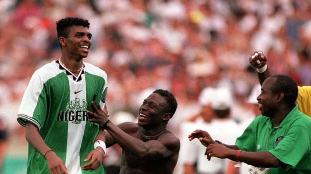 O Brasil dava adeus ao sonho do ouro olímpico após gol do nigeriano Kanu, na morte súbita