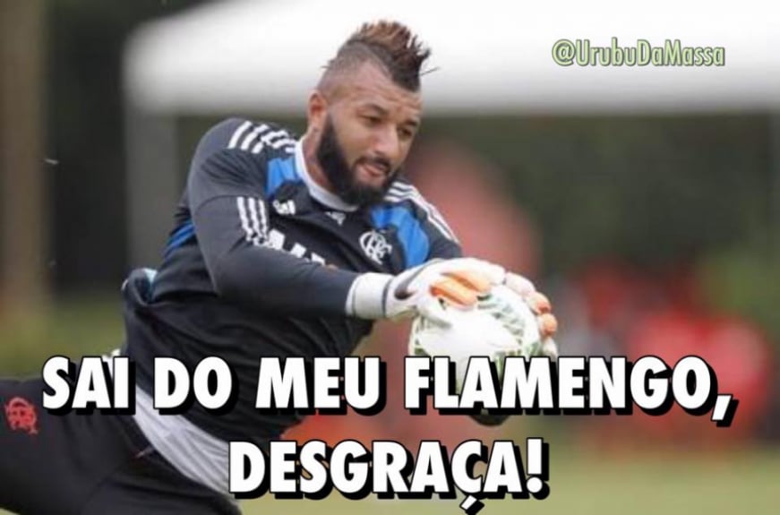 Rubro-negros mostraram insatisfação com falhas de Alex Muralha