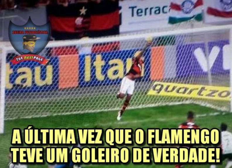 Rubro-negros mostraram insatisfação com falhas de Alex Muralha