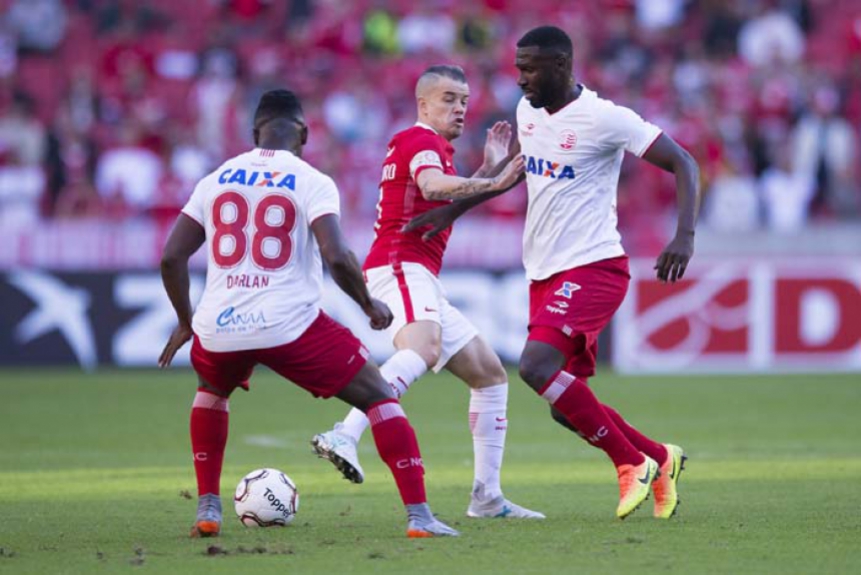 Internacional x Naútico