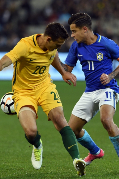Philippe Coutinho também teve papel importante na criação de jogadas e foi o capitão