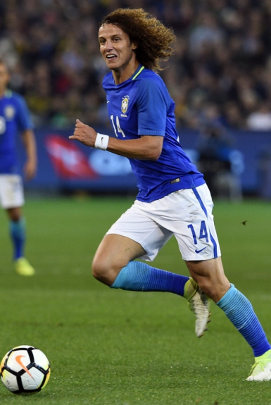 Olha o David Luiz tentando recomeçar na Seleção Brasileira