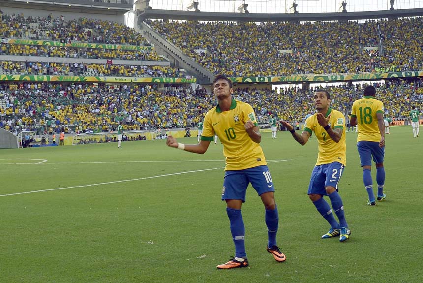 Neymar foi considerado o craque em 2013, quando o Brasil atropelou a Espanha na grande final: 3 a 0. A Seleção Brasileira jogava em casa e foi campeã no Maracanã