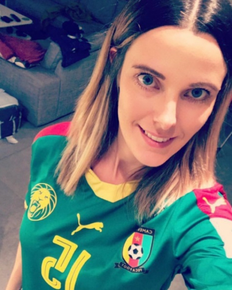 Saskia, esposa de Sébastien Sian, da Seleção de Camarões
