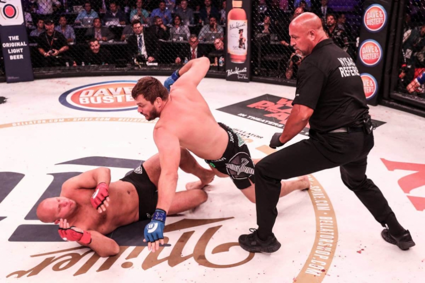 Matt Mitrione nocauteou a lenda Fedor Emelianenko no primeiro round pelo Bellator 180