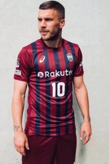 Podolski - Vissel Kobe