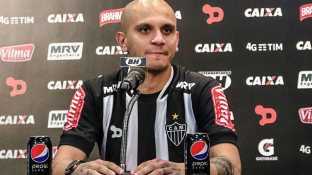Fábio Santos (Atlético-MG)