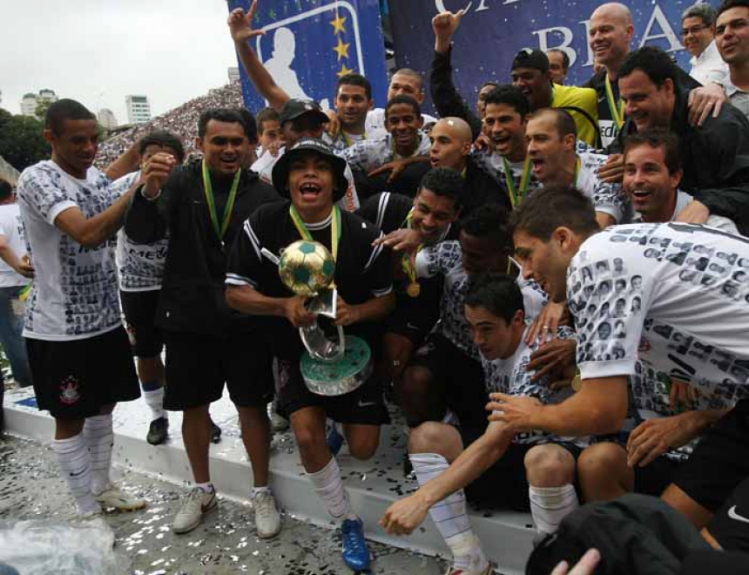 Corinthians - Ano (2008) - Colocação: 1ª - Aproveitamento: 74,5%