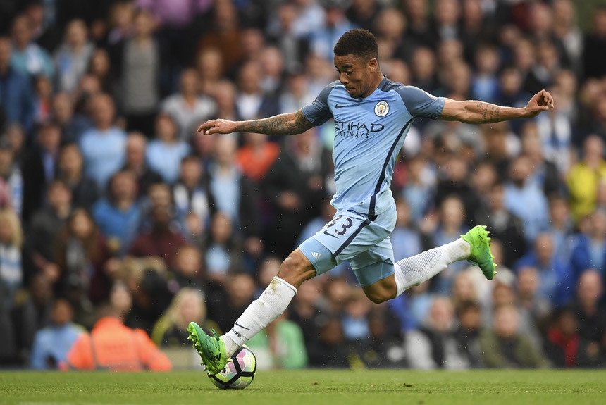 GABRIEL JESUS: O jovem atacante permanece no Manchester City de Guardiola