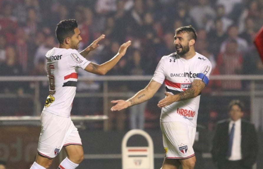 São Paulo 2 x 2 Atlético-GO