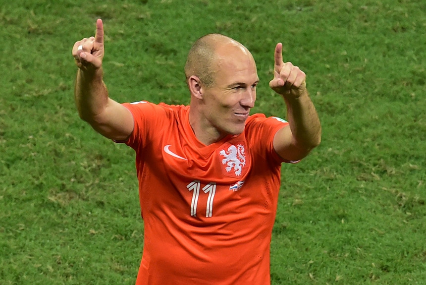 Aos 33 anos o atacante holandês Arjen Robben defende o Bayern de Munique, mas fala em se apsoentar em 2018