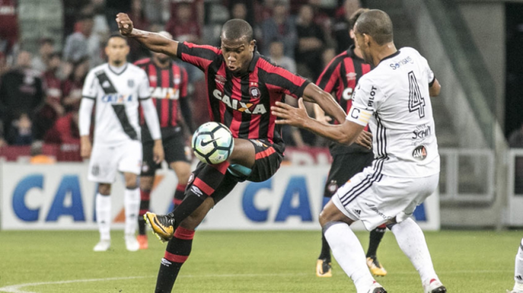 Atlético-PR x Ponte Preta