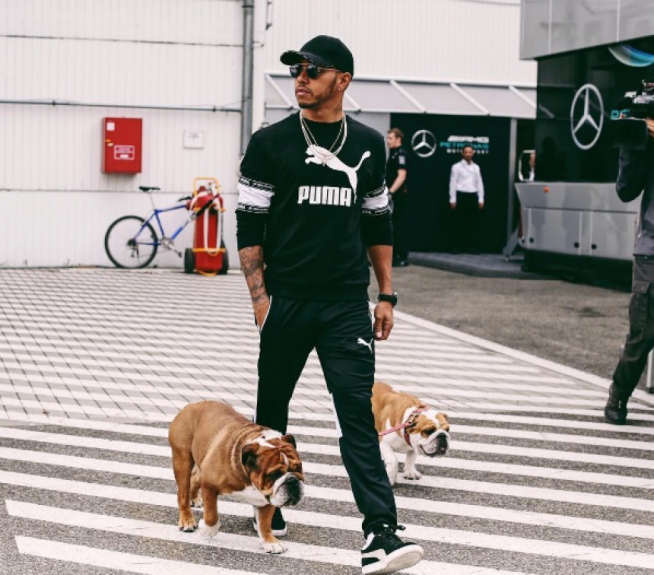 Roscoe e Coco - Lewis Hamilton
