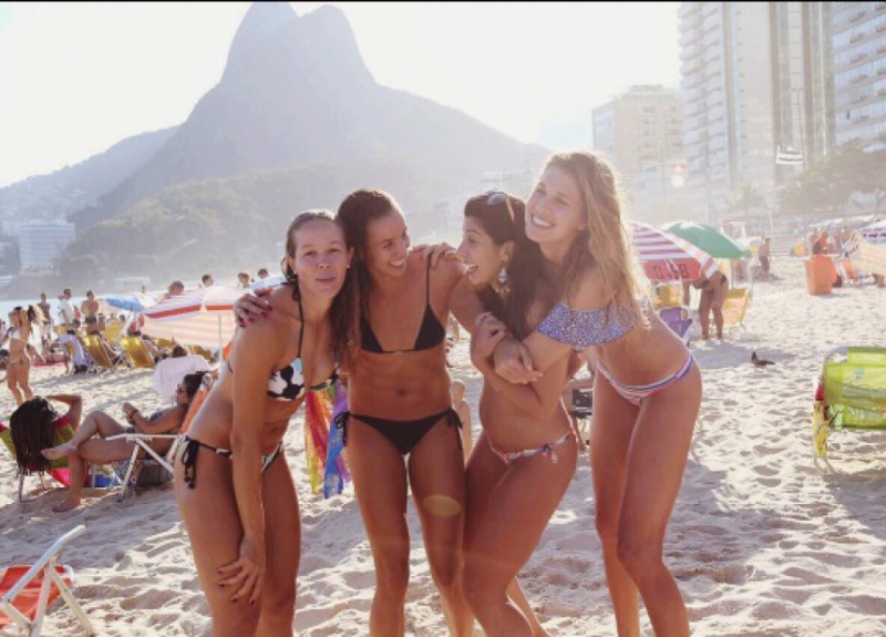 Alix Klineman, Michelle Pavão, Gabriela Guimarães e Juliana Carrijo