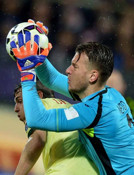 Neto -> Agora no Valencia, o goleiro Neto estreou bem, substituindo Diego Alves e vendo a sua equipe vencer o Las Palmas por 1 a 0, em casa, na primeira rodada da Liga