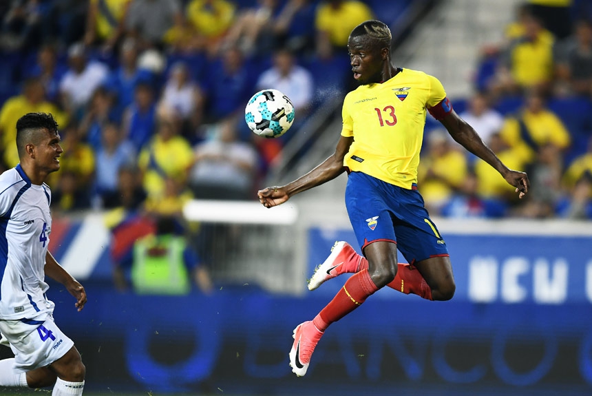 O atacante Enner Valencia do Everton, da Inglaterra, também vê seu Equador em situação dramática nas Eliminatórias