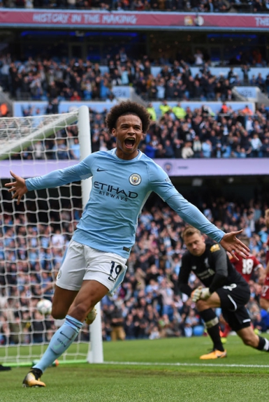 O City aplicou uma goleada de 5 a 0 sobre o Liverpool