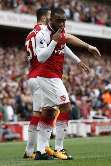 O Arsenal goleou o Bournemouth por 3 a 0 e respira mais tranquilo na Premier League