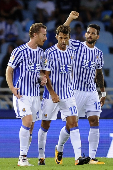Willian José - O atacante voltou a ser titular pela Real Sociedad no duelo contra o Deportivo La Coruña, mas não conseguiu marcar o seu na vitória por 4 a 2.
