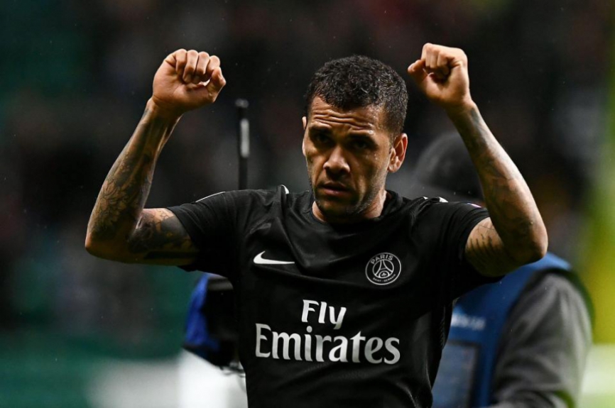 Dani Alves - Celtic x PSG