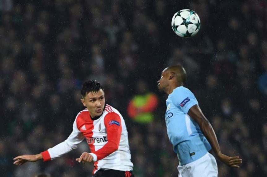 O volante Fernandinho também foi titular do Manchester City e teve atuação sólida na goleada do time