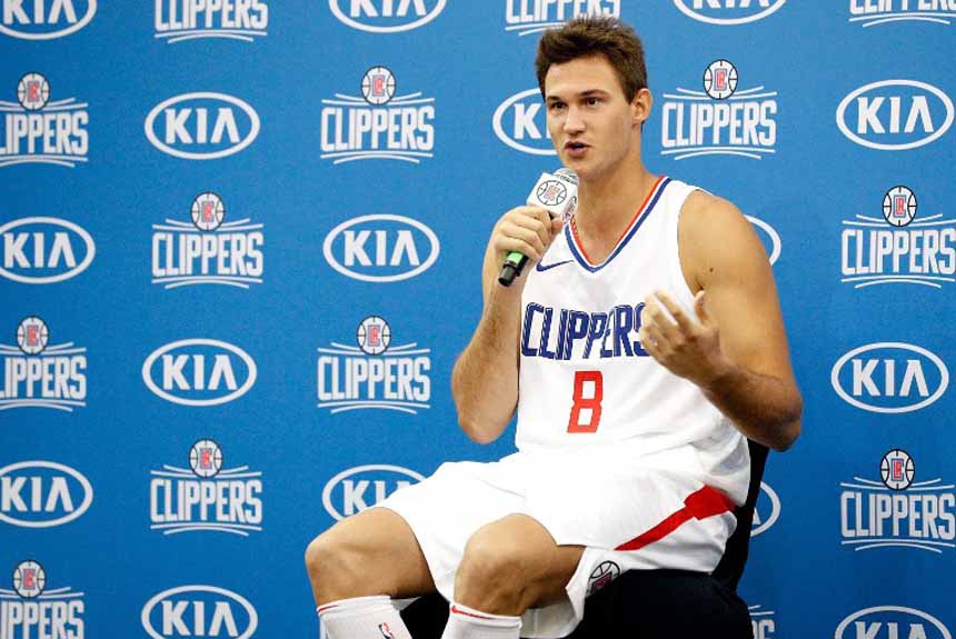 Danilo Gallinari chegou ao Los Angeles Clippers após troca tripla. A negociação com o italiano envolveu Denver Nuggets e Atlanta Hawks