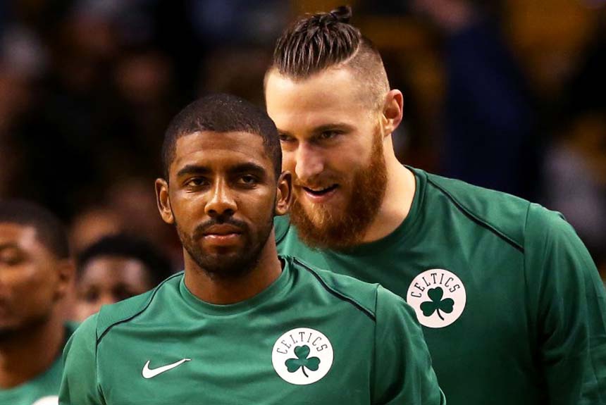 Aron Baynes acertou com o Boston Celtics por um ano