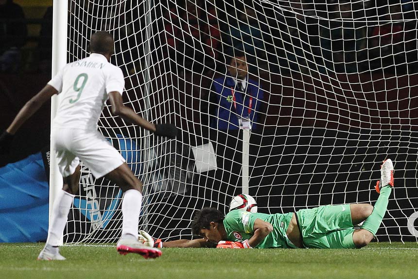 Na decisão dos pênaltis, a Nigéria, após empate sem gols, bateu a Espanha na final de 2007