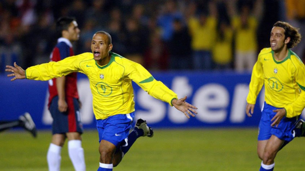 Brasil 1 x 0 Chile - Copa América de 2004 (8 de julho de 2004)