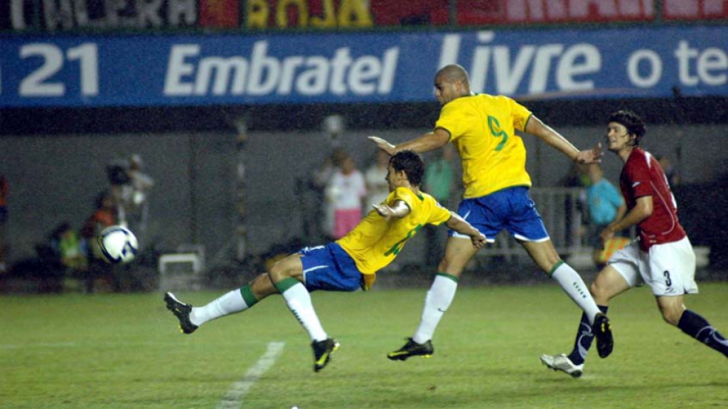 Brasil 4 x 2 Chile - Eliminatórias de 2010 (9 de setembro de 2009)