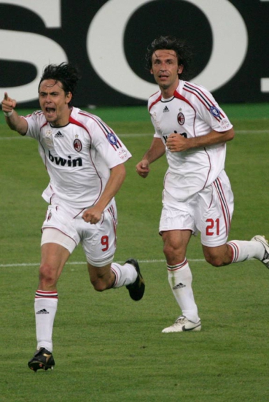 Pelo Milan ganhou ainda duas Supercopas da Europa, em 2003 e 2007, além da Copa da Itália de 2003