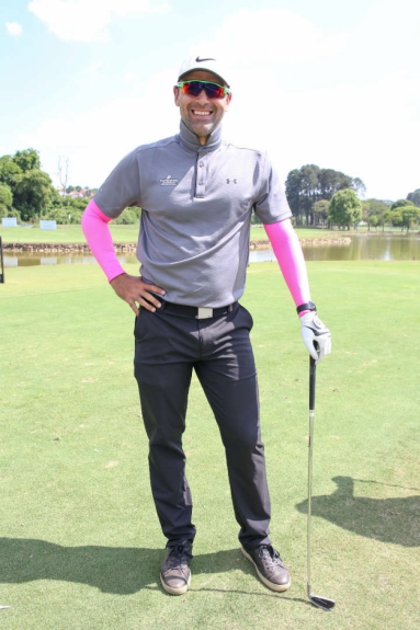 Tadeu Schmidt em torneio de golfe Galvão Bueno