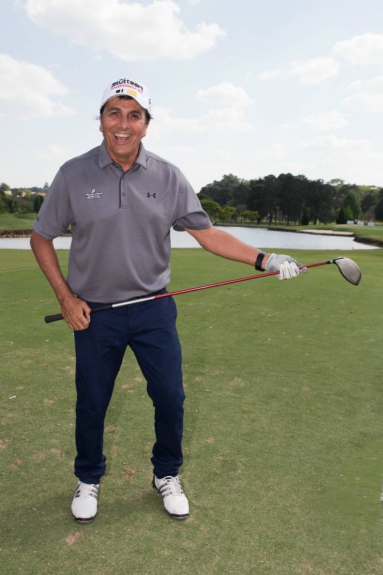 Evandro Mesquita em torneio de golfe Galvão Bueno