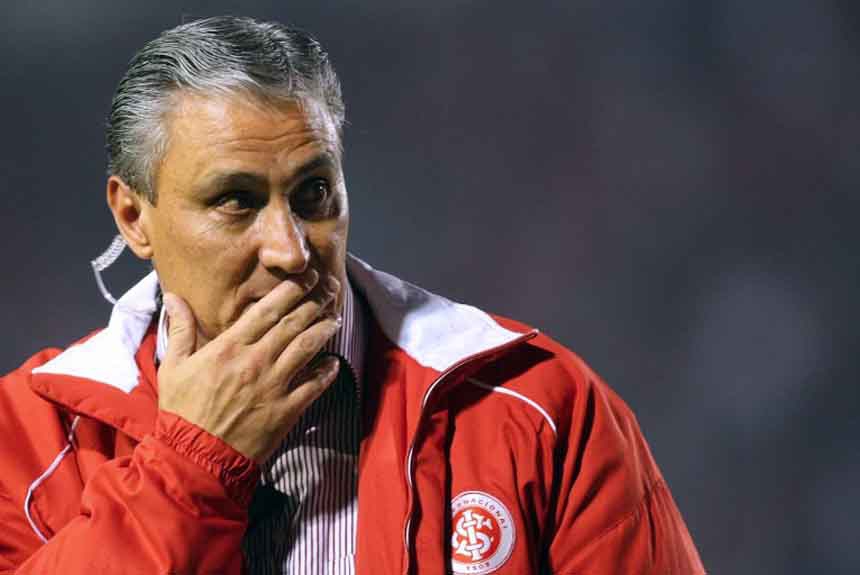 Em 2008 o Inter de Tite eliminou o Grêmio graças ao gol qualificado como visitante na Copa Sul-Americana. Empates por 1 a 1 e 2 a 2