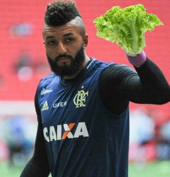 Muralha é alvo de zoações após novas falhas pelo Flamengo