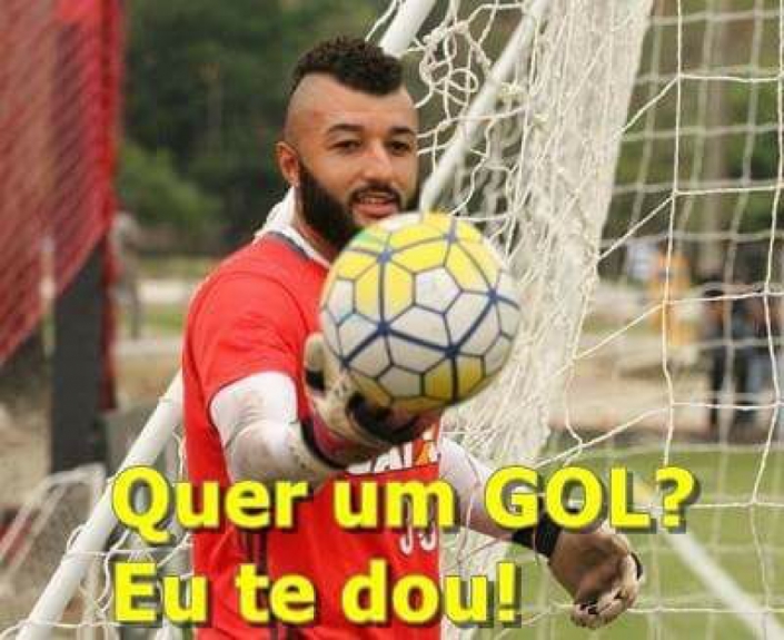 Muralha é alvo de zoações após novas falhas pelo Flamengo
