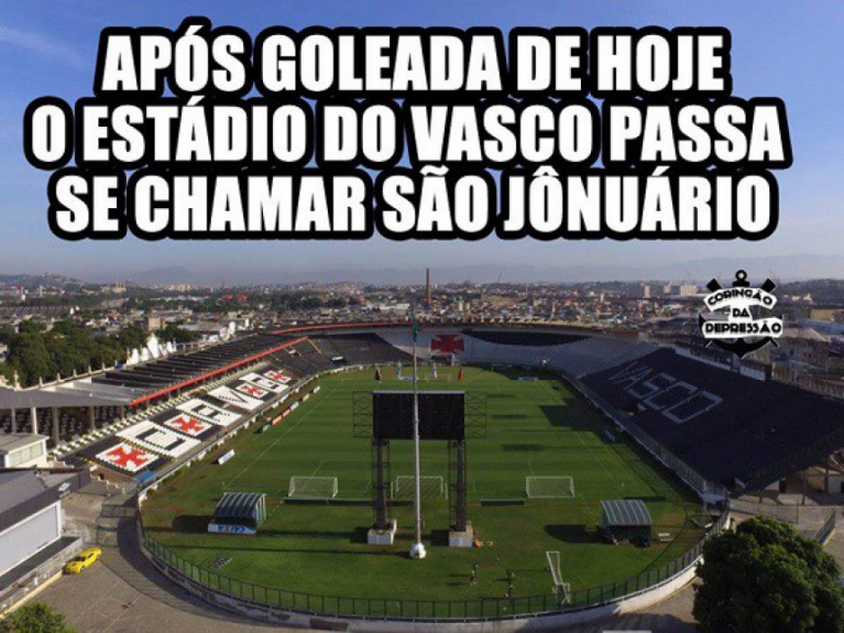 07/06/2017 - Com direito a gol de Jô, Corinthians goleou o Vasco em São Januário