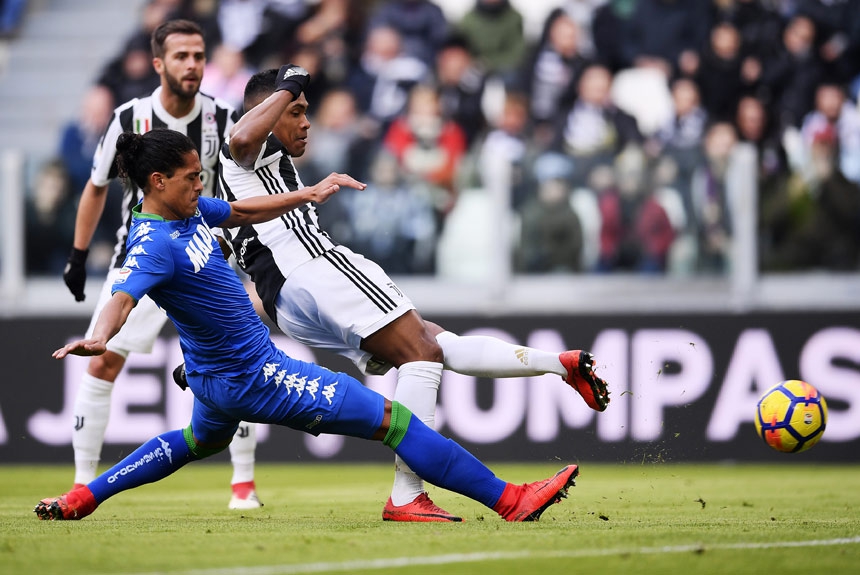 Alex Sandro (Juventus) - Único brasileiro em campo, uma vez que Douglas Costa está lesionado, Alex Sandro foi muito bem no massacre sobre o Sassuolo, por 7 a 0. Além disso, abriu o placar, após bate-rebate, e deu o passe para o segundo gol.